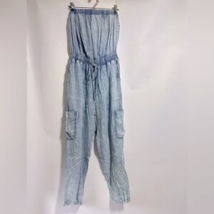 Evereve blue denim chambray Emery Cargo strapless tube top Jumpsuit M